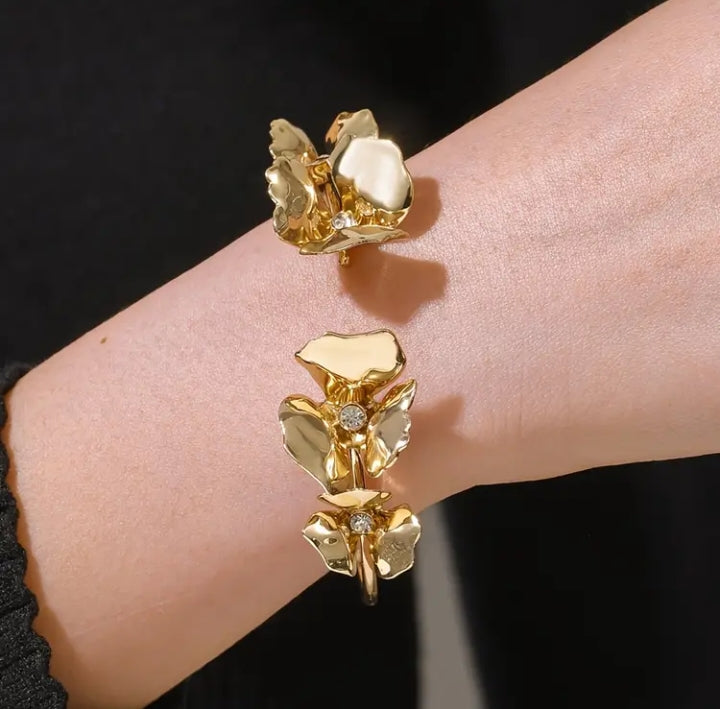 Gold Flower Handcuff