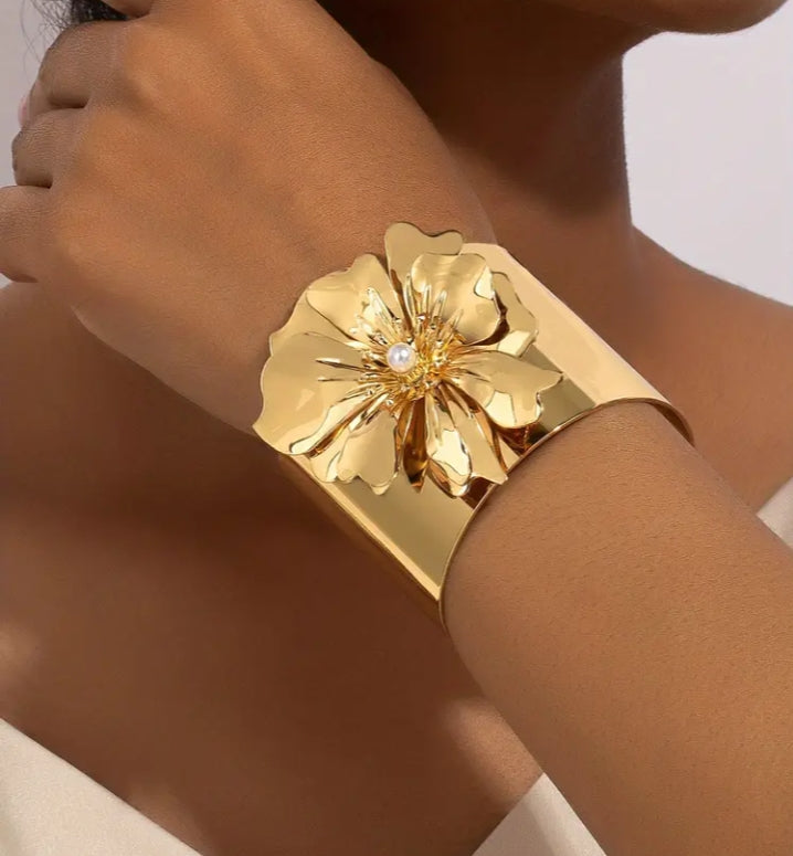 Royal Flower Handcuff