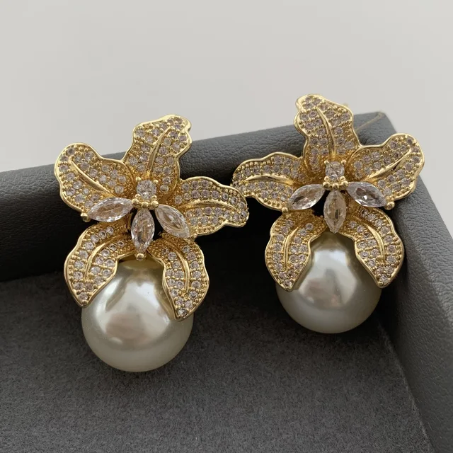 AAA+ Cubic Zirconia Pearl Studs